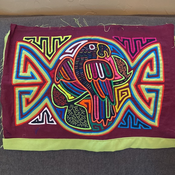 Colombian Molas (Textile Art) - Picture 2 of 5